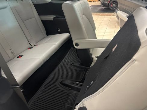 Used 2024 Toyota Grand Highlander AWD image 35