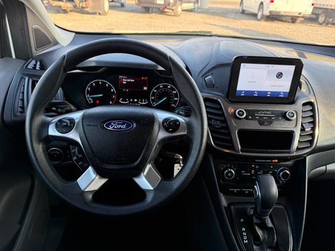 Used 2021 Ford Transit Connect XLT image 29