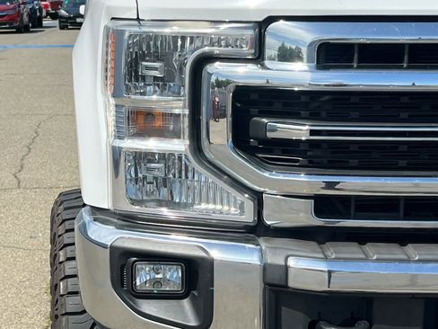 Used 2021 Ford F250 Lariat w/ Lariat Value Package AWD/4WD image 14