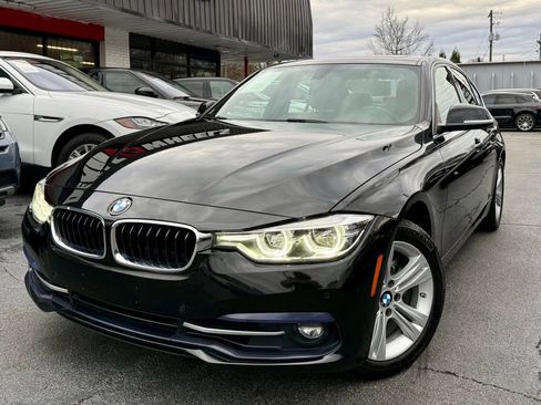Used 2018 BMW 330i xDrive Sedan w/ Convenience Package image 1