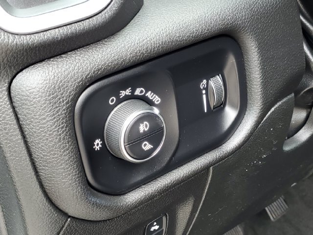 Used 2023 RAM 1500 Big Horn AWD/4WD image 10