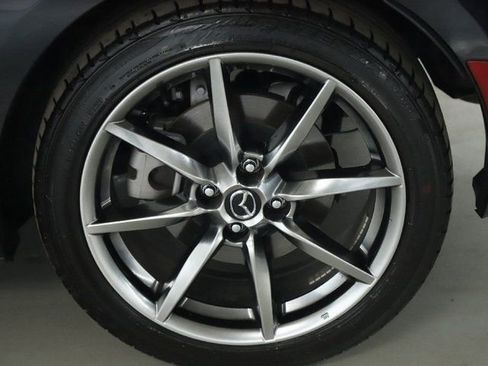 Used 2022 MAZDA MX-5 Miata RF Grand Touring image 37