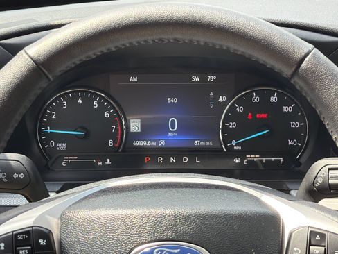 Used 2024 Ford Explorer XLT w/ Equipment Group 202A AWD/4WD image 19