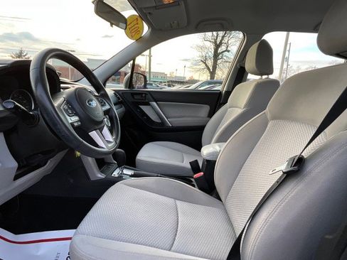 Used 2017 Subaru Forester 2.5i w/ Alloy Wheel Package image 22