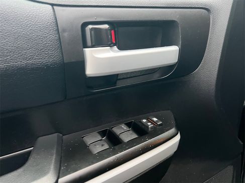 Used 2021 Toyota Tundra SR5 image 11