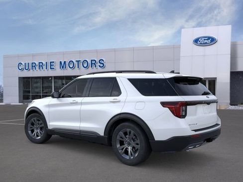 New 2026 Ford Explorer Active w/ Active Comfort Package AWD/4WD image 4