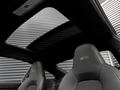 Certified 2024 Porsche 911 Carrera T RWD image 16