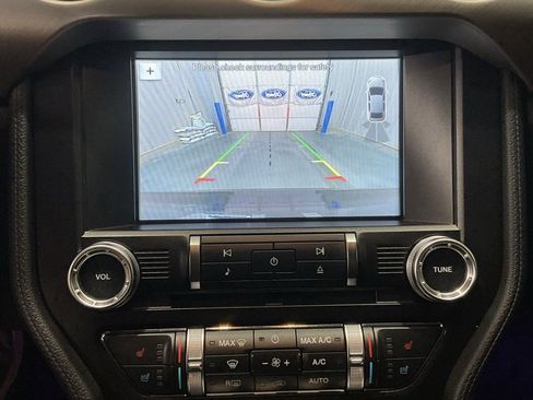 Used 2018 Ford Mustang GT Premium image 18