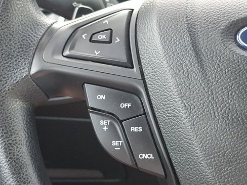 Used 2018 Ford Edge SE AWD/4WD image 21