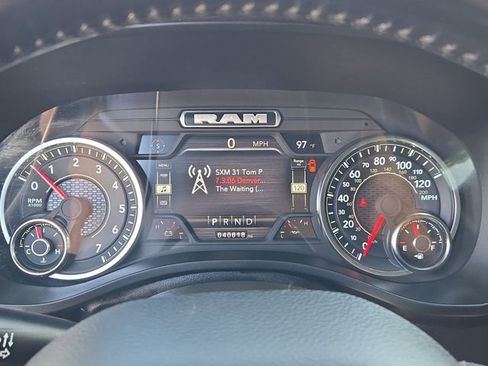 Used 2023 RAM 1500 Laramie AWD/4WD image 12