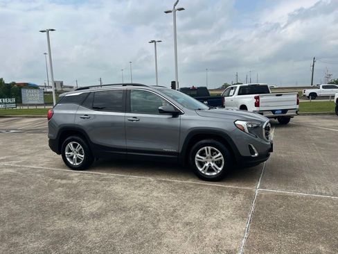 Used 2021 GMC Terrain SLE w/ Driver Convenience Package AWD/4WD image 6