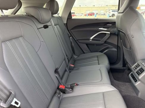 New 2025 Audi Q5 Prestige image 26