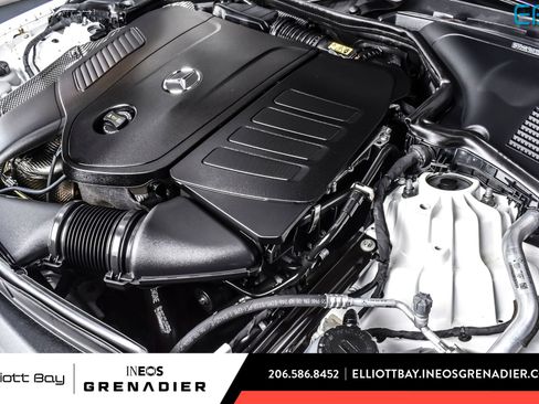 Used 2025 Mercedes-Benz C 300 4MATIC Sedan image 13