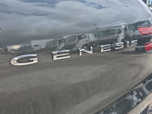 Used 2025 Genesis GV70 2.5T image 9