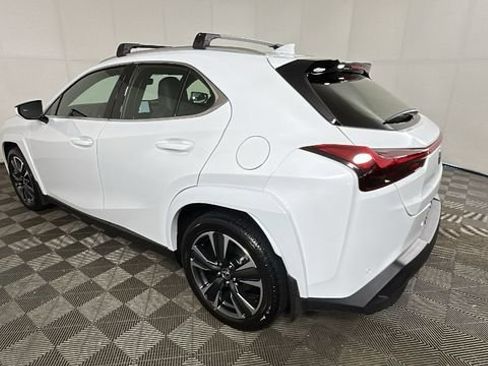 Used 2026 Lexus UX 300h AWD w/ Accessory Package (2T) image 5