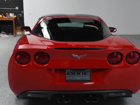Used 2008 Chevrolet Corvette Coupe w/ Preferred Equipment Group RWD image 17