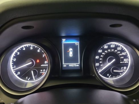 Used 2024 Toyota Camry SE image 28