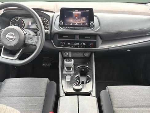Used 2023 Nissan Rogue SV AWD/4WD image 25