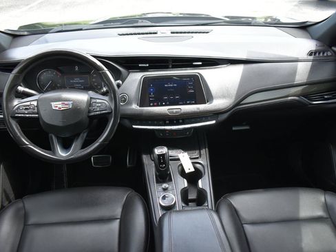 Used 2019 Cadillac XT4 Sport w/ Cold Weather Package AWD/4WD image 11