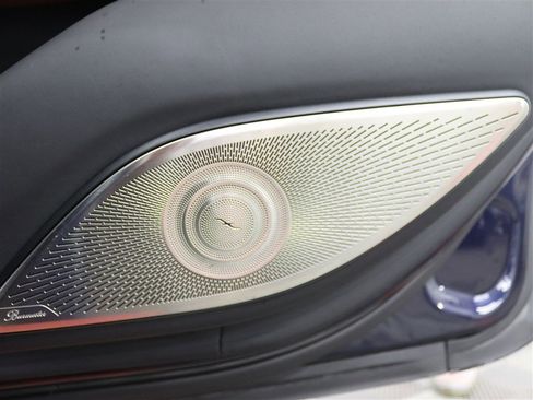 Used 2022 Mercedes-Benz S 580 4MATIC Sedan w/ AMG Line Package image 28