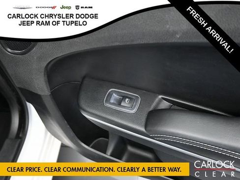 Used 2023 Chrysler 300 S image 37