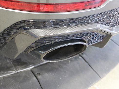 Used 2022 Audi RS Q8 w/ Carbon Optic Package image 46