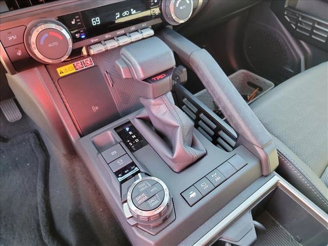 Used 2026 Toyota 4Runner TRD Off-Road Premium w/ Tow Technology Package AWD/4WD image 12