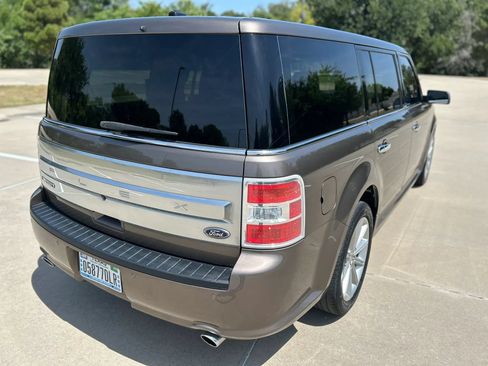 Used 2019 Ford Flex Limited FWD image 6