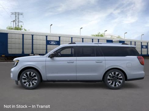 New 2026 Ford Expedition Max Platinum AWD/4WD image 3