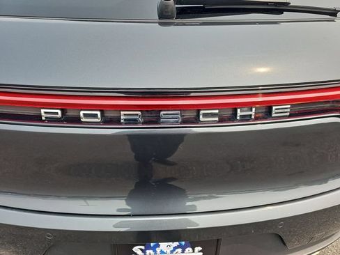 Used 2021 Porsche Macan S AWD/4WD image 33