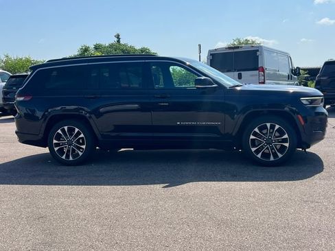 Used 2024 Jeep Grand Cherokee L Overland w/ Advanced Protech Group III AWD/4WD image 56