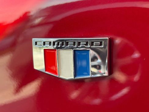 Used 2018 Chevrolet Camaro SS image 26