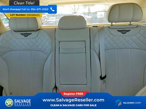 Used 2020 Bentley Bentayga image 13
