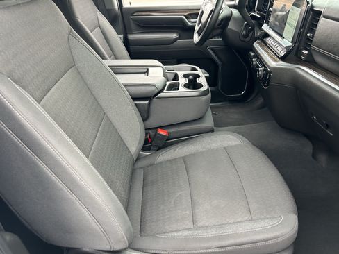 Used 2025 Chevrolet Silverado 2500 LT w/ Safety Package AWD/4WD image 9