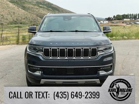 Used 2023 Jeep Wagoneer L Series III w/ Premium Group I AWD/4WD image 8
