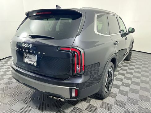 New 2025 Kia Telluride EX image 3