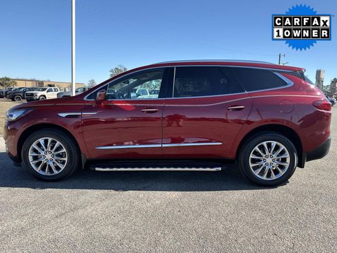 Used 2021 Buick Enclave Essence w/ Sound and Sites Package image 7