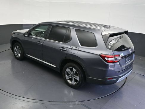 Used 2023 Honda Pilot EX-L image 17