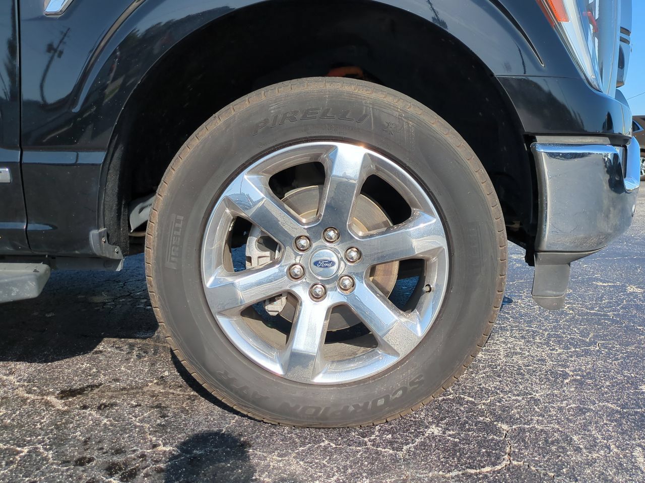 Used 2023 Ford F150 Lariat w/ Equipment Group 502A High AWD/4WD image 11