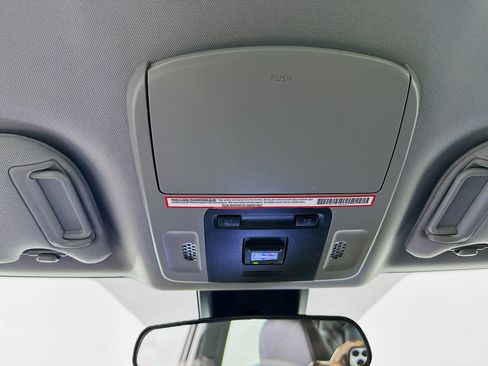 Used 2023 Toyota Camry SE FWD image 18