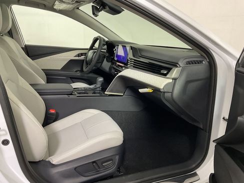 New 2026 Toyota Camry XLE image 21