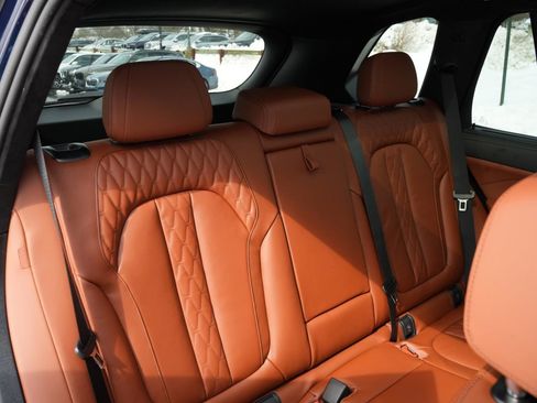 New 2026 BMW X5 M60i image 9