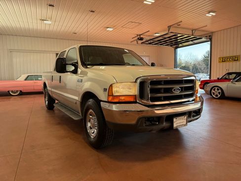 Used 2001 Ford F250 2WD Crew Cab Super Duty image 6