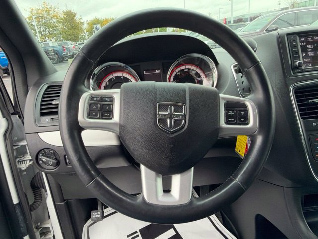 Used 2018 Dodge Grand Caravan GT FWD image 13
