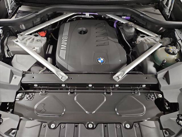 Used 2026 BMW X5 sDrive40i w/ Parking Assistance Package RWD image 17