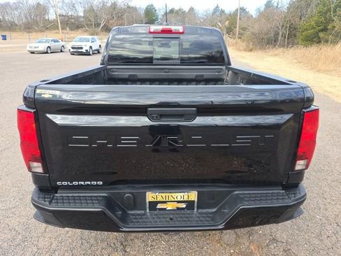 Certified 2024 Chevrolet Colorado W/T w/ WT Convenience Package image 4