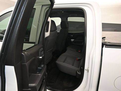Used 2018 Chevrolet Silverado 1500 LT AWD/4WD image 31
