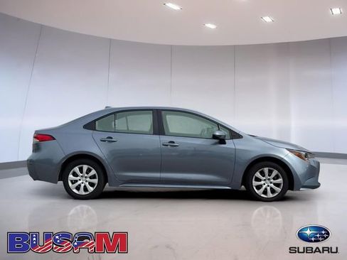 Used 2024 Toyota Corolla LE FWD image 3
