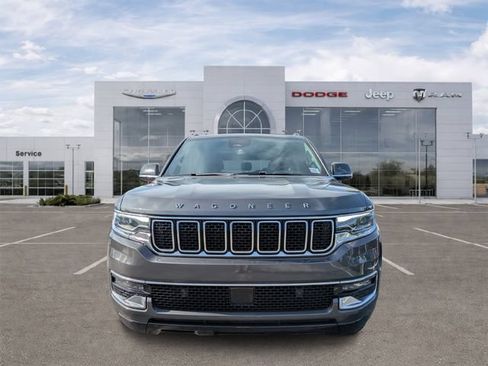 Certified 2022 Jeep Wagoneer Series I RWD image 6