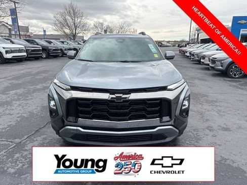 New 2026 Chevrolet Equinox ACTIV w/ Convenience Package III AWD/4WD image 2
